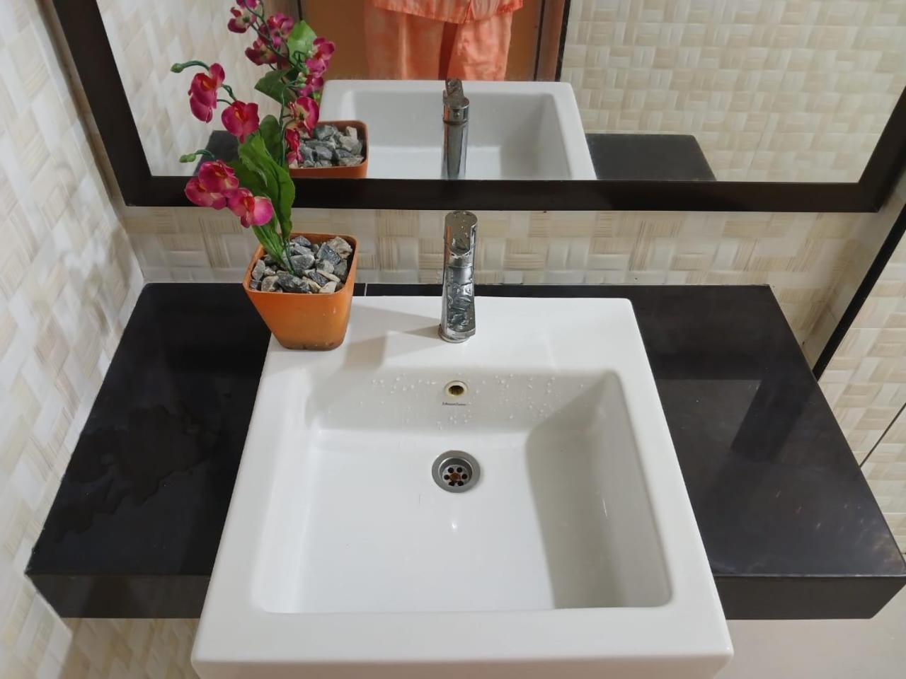 Weng Kong Homestay Slim River Dış mekan fotoğraf